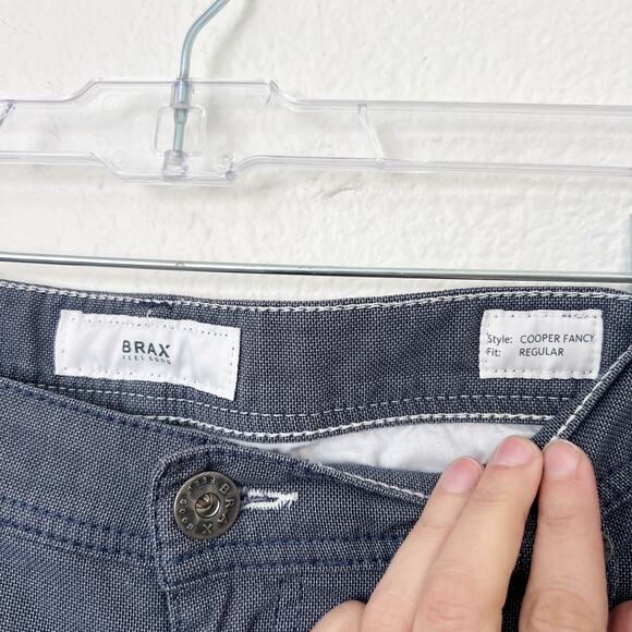 [Brax] Feel Good Cooper Fancy Navy Blue Textured Denim Regular Fit Jeans 36x34 - Picture 10 of 10